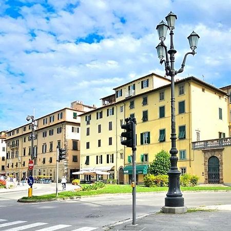 Lucca Walls Dream - Air Cond - Wi-Fi - Panoramic In Front Of The Historical Walls - Bagian luar foto