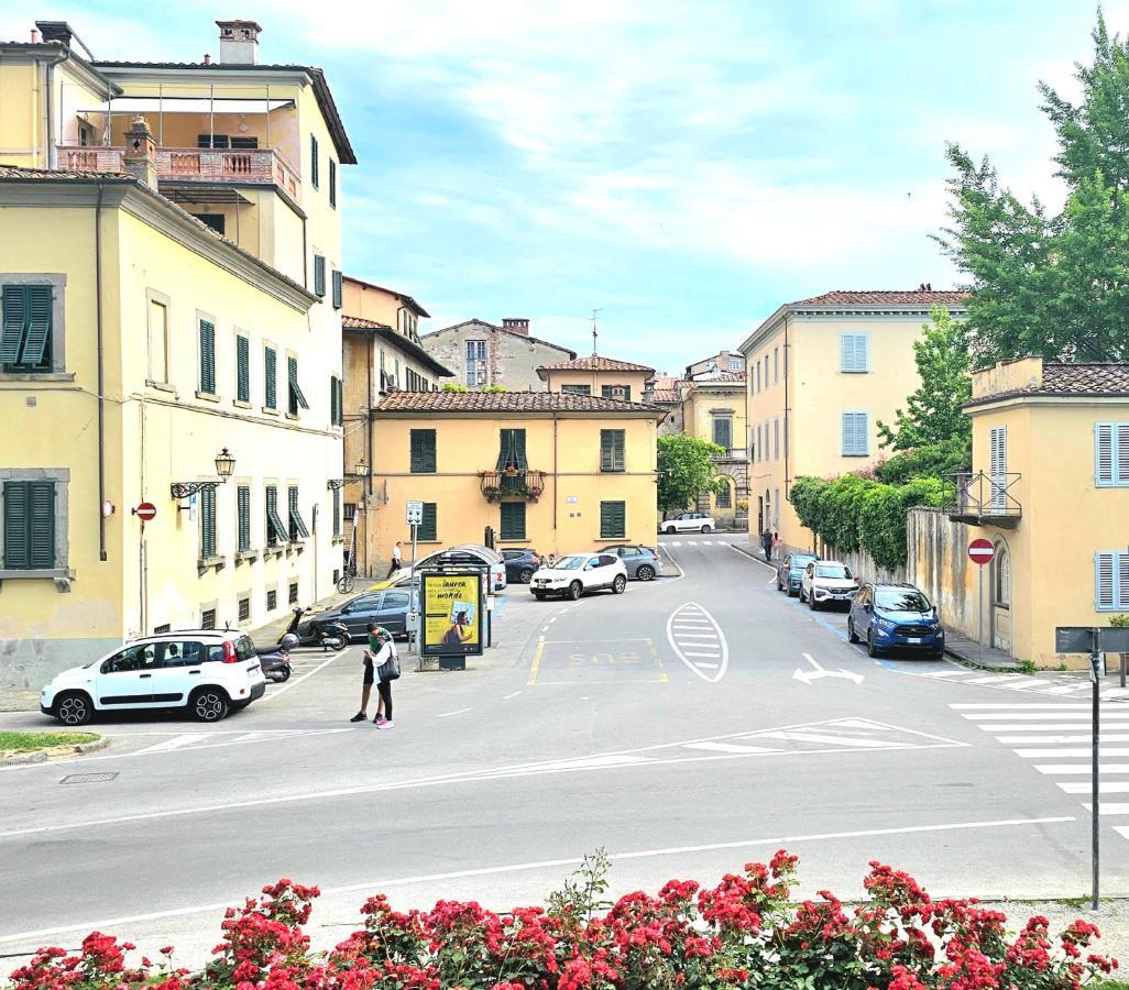 Lucca Walls Dream - Air Cond - Wi-Fi - Panoramic In Front Of The Historical Walls - Bagian luar foto